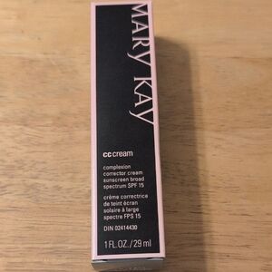 Mary Kay Complexion Corrector Cream SPF 15 Light To medium